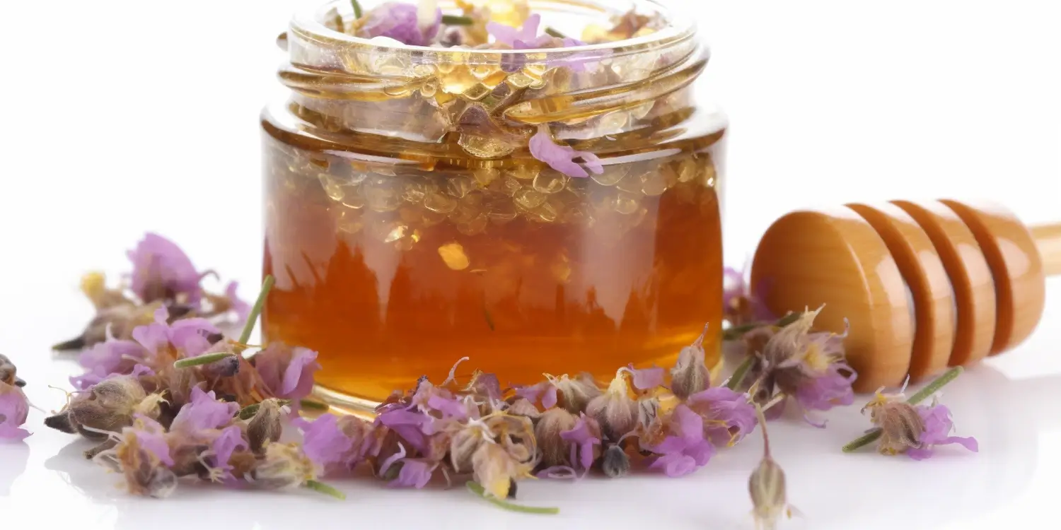 miod-rzepakowy-jak-powstaje-f
